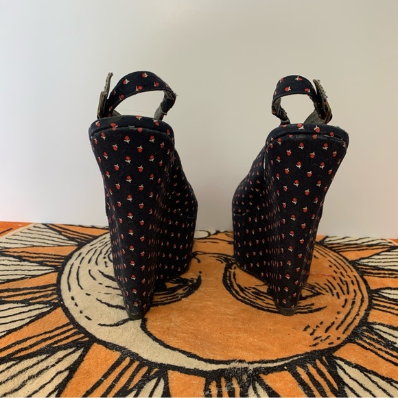 FOREVER 21 PLATFORM WEDGE PIN-UP HEEL 6 US - Picture 4 of 9